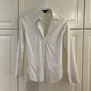 Gap Size 4 Petite White Collared Button Up